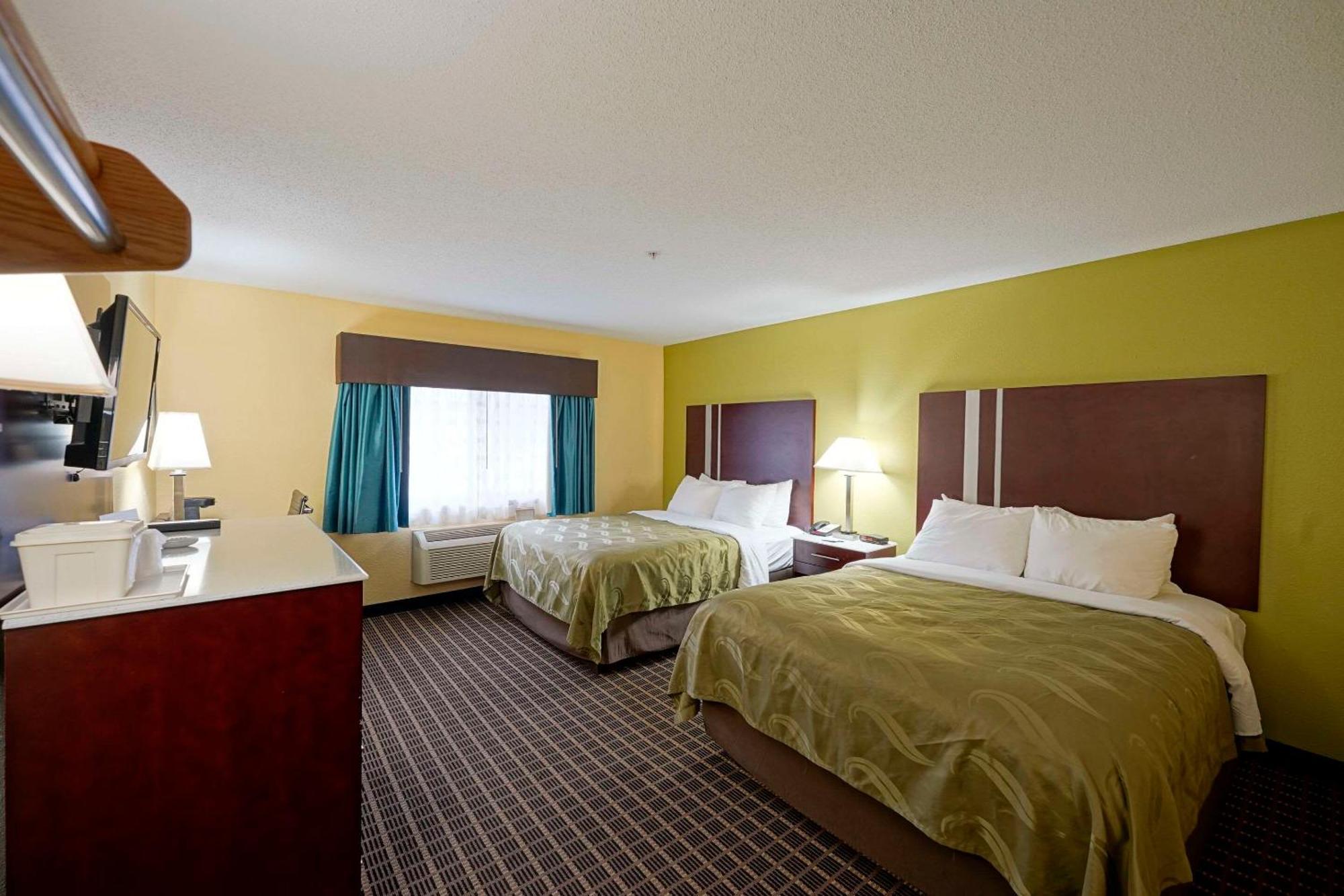 Quality Inn & Suites Harrington - Milford Exterior photo